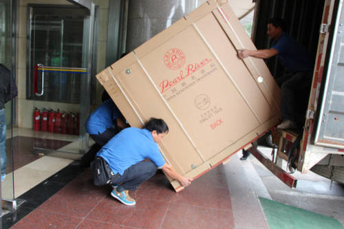 小板镇钢琴贵重工艺品无忧运